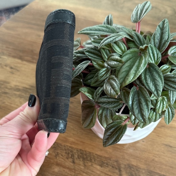 ** FENDI ** zucca canvas Elegant Black Men's Bifold Wallet - Picture 12 of 15